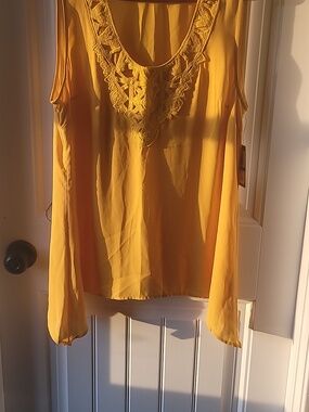 Chaus New York Blouse